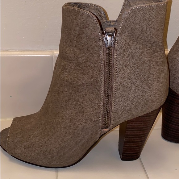Open toe booties - Picture 12 of 13